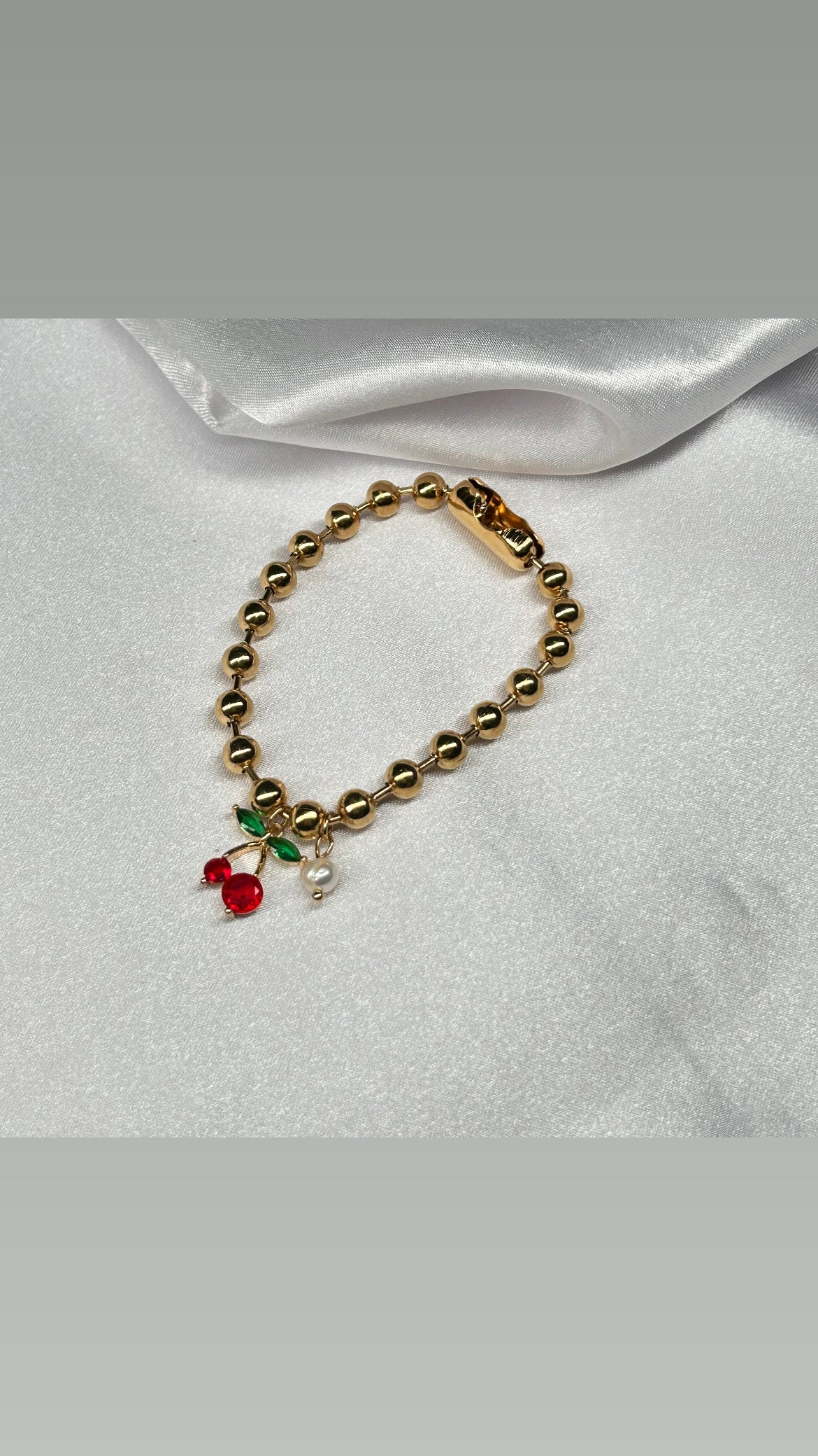 Cherry bracelet