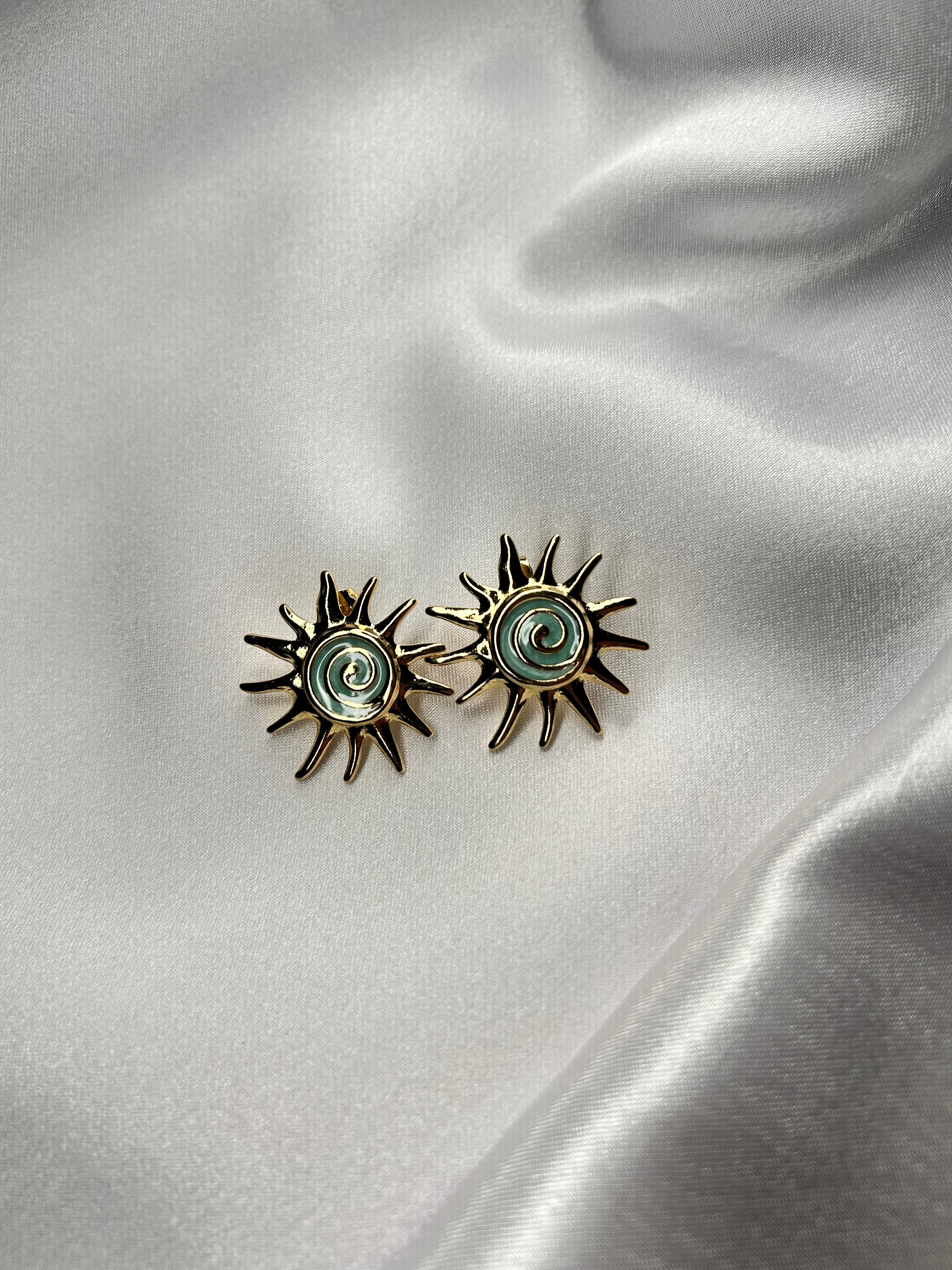 Sun earrings