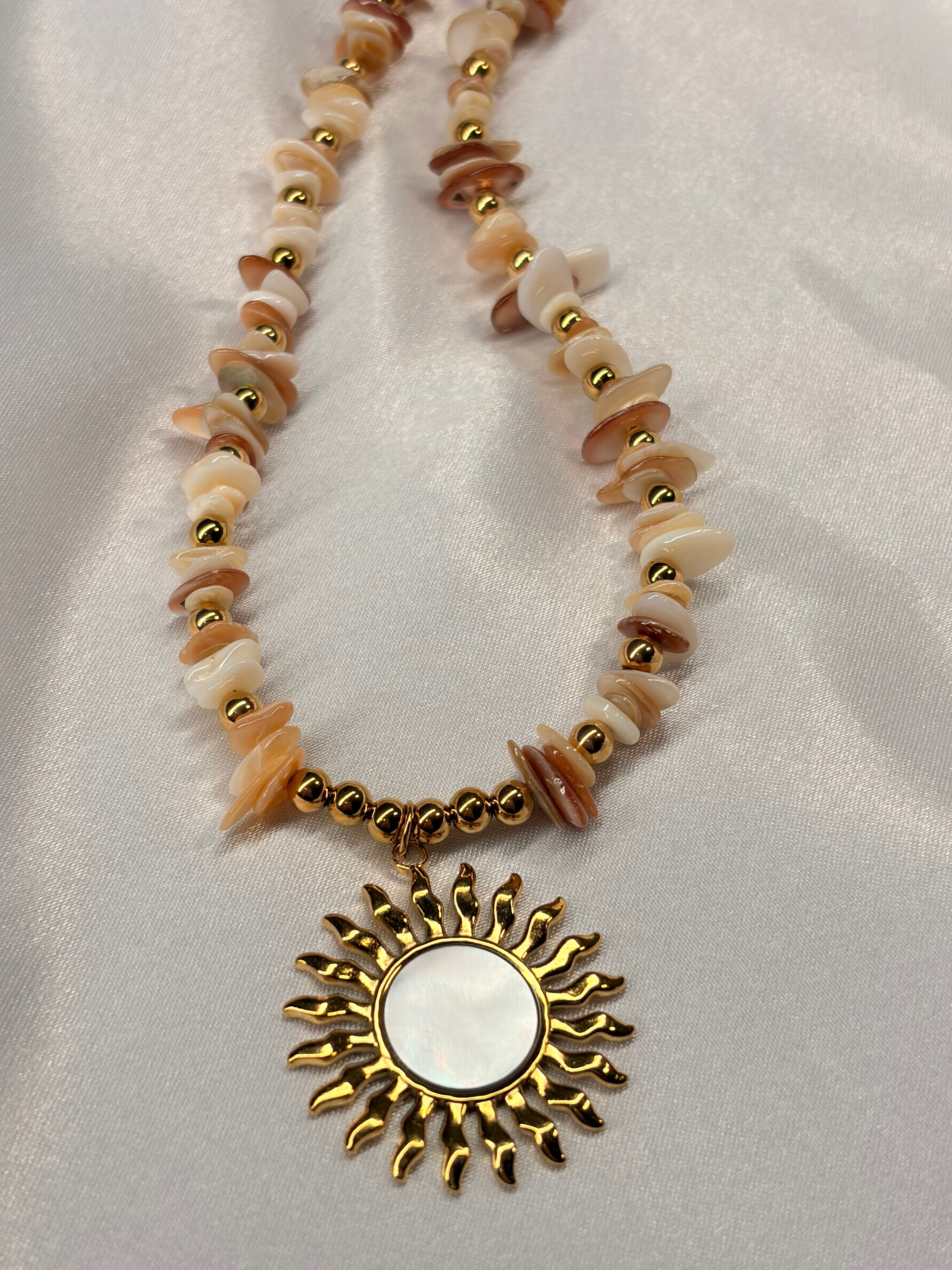 Sol de verano Necklace